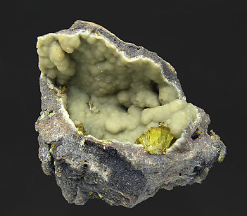 Legrandite with Smithsonite. 