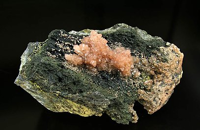 Hureaulite with Rockbridgeite and Strengite.