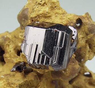 Twinned Rutile. 