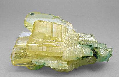 Cerussite. Front