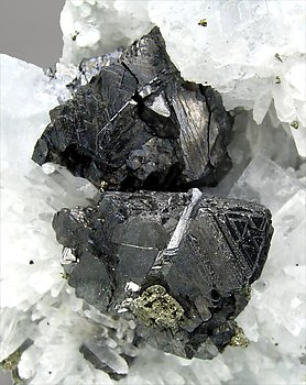 Fluorite with Quartz and Sphalerite. 