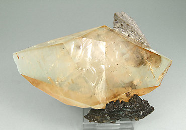 Doubly terminated Calcite with Sphalerite. Front