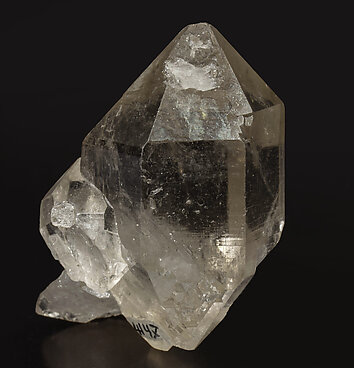 Doubly terminated Quartz (variety smoky). Rear