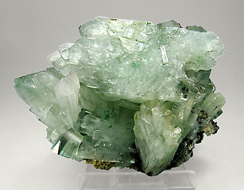 Baryte with Malachite inclusions. Top