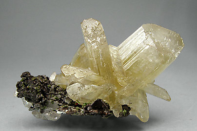 Twinned Cerussite. Front