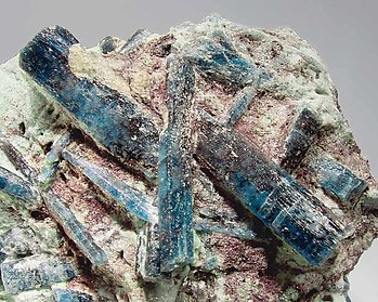 Kyanite. 