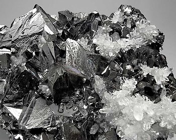 Tetrahedrite with Sphalerite and Quartz. 