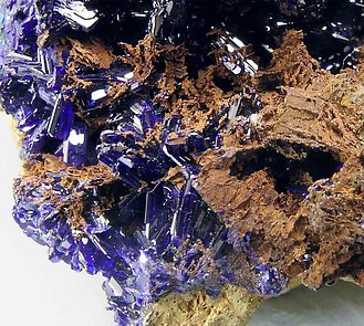 Azurite with Oxiplumboromite and Calcite. 