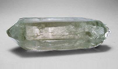 Doubly terminated Quartz with Chlorite. Side