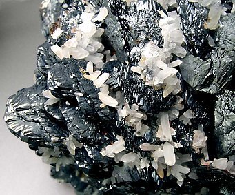 Hematite with Quartz. 