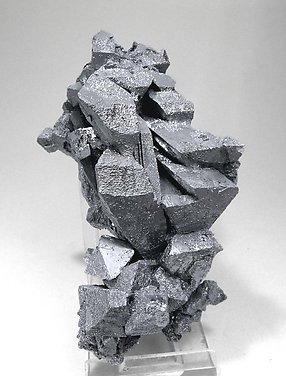 Hematite after Magnetite (variety martite).