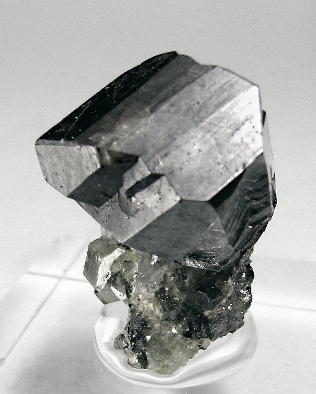 specimens/s_imagesM7/Cassiterite-NE60M7.jpg