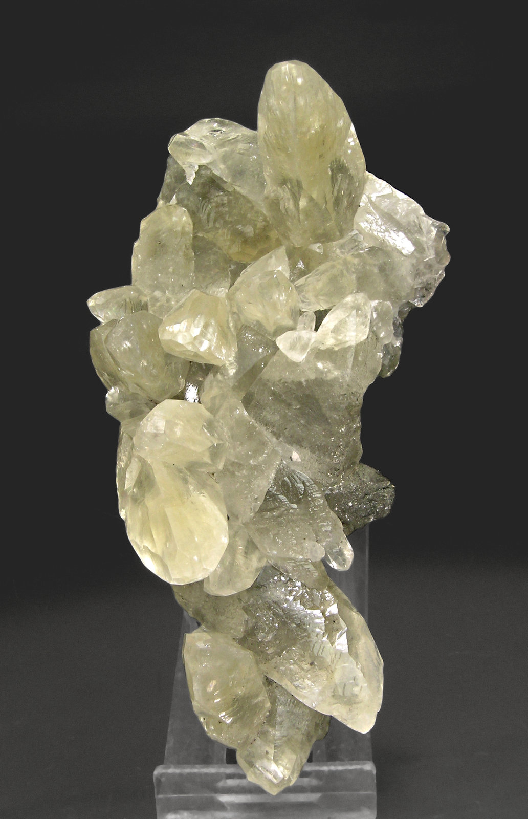 specimens/s_imagesM8/Calcite-AX6M8f2.jpg