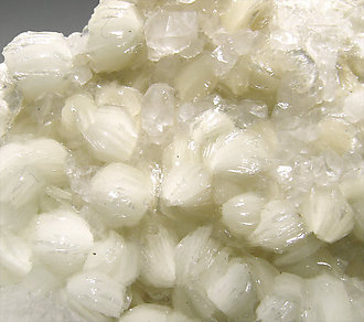Talc crystals with Calcite. 