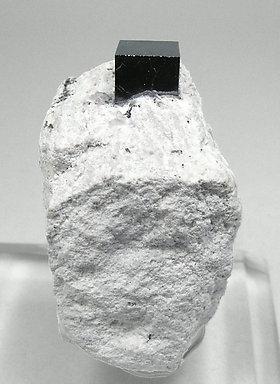 Bixbyite.