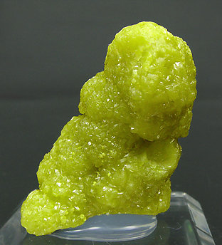 Pyromorphite. Rear