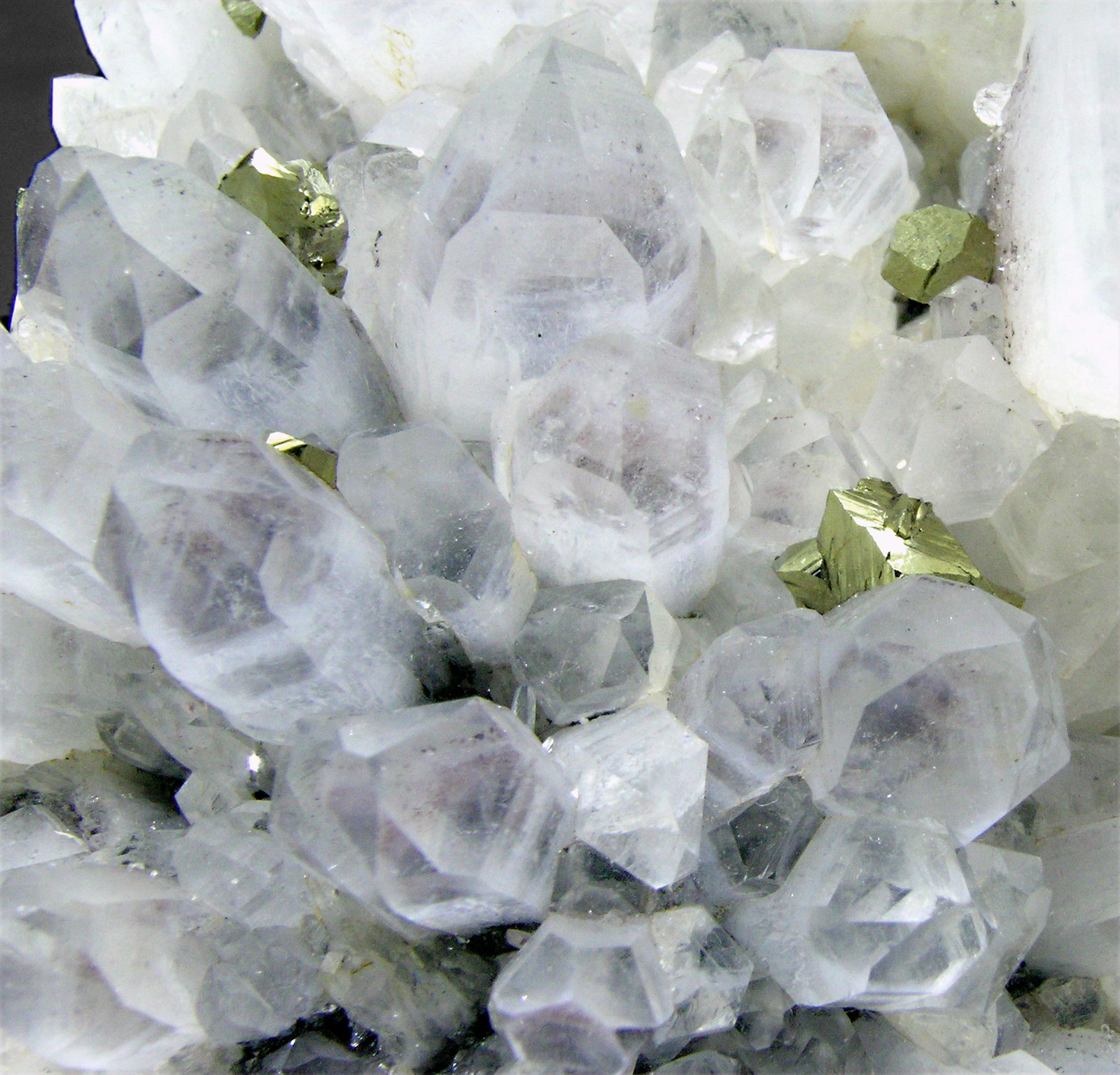 specimens/s_imagesM9/Quartz-AC62M9d.jpg