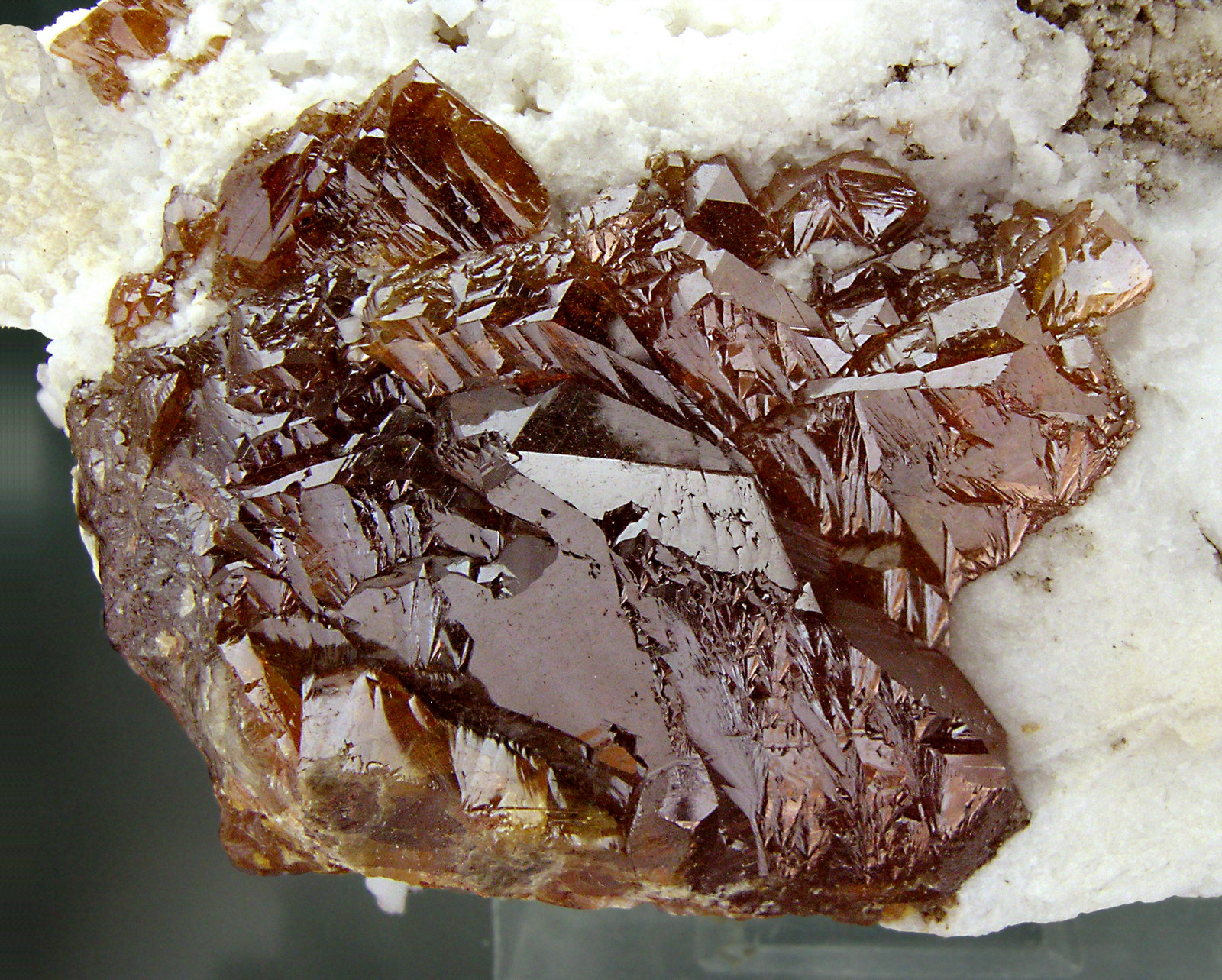 specimens/s_imagesM9/Sphalerite-NB36M9d.jpg