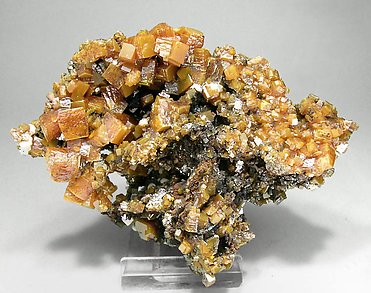 Wulfenite with Calcite.