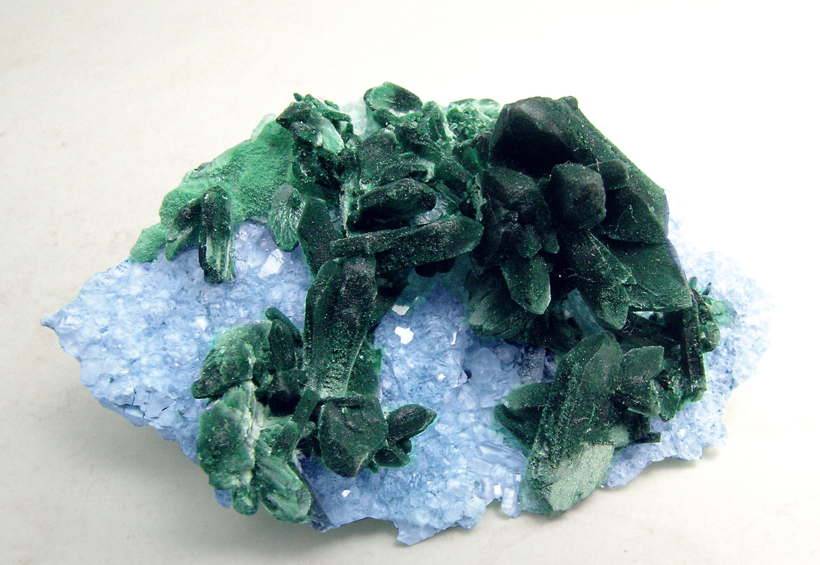 specimens/s_imagesN0/Malachite_pseudo_Azurite-TV48N0f.jpg