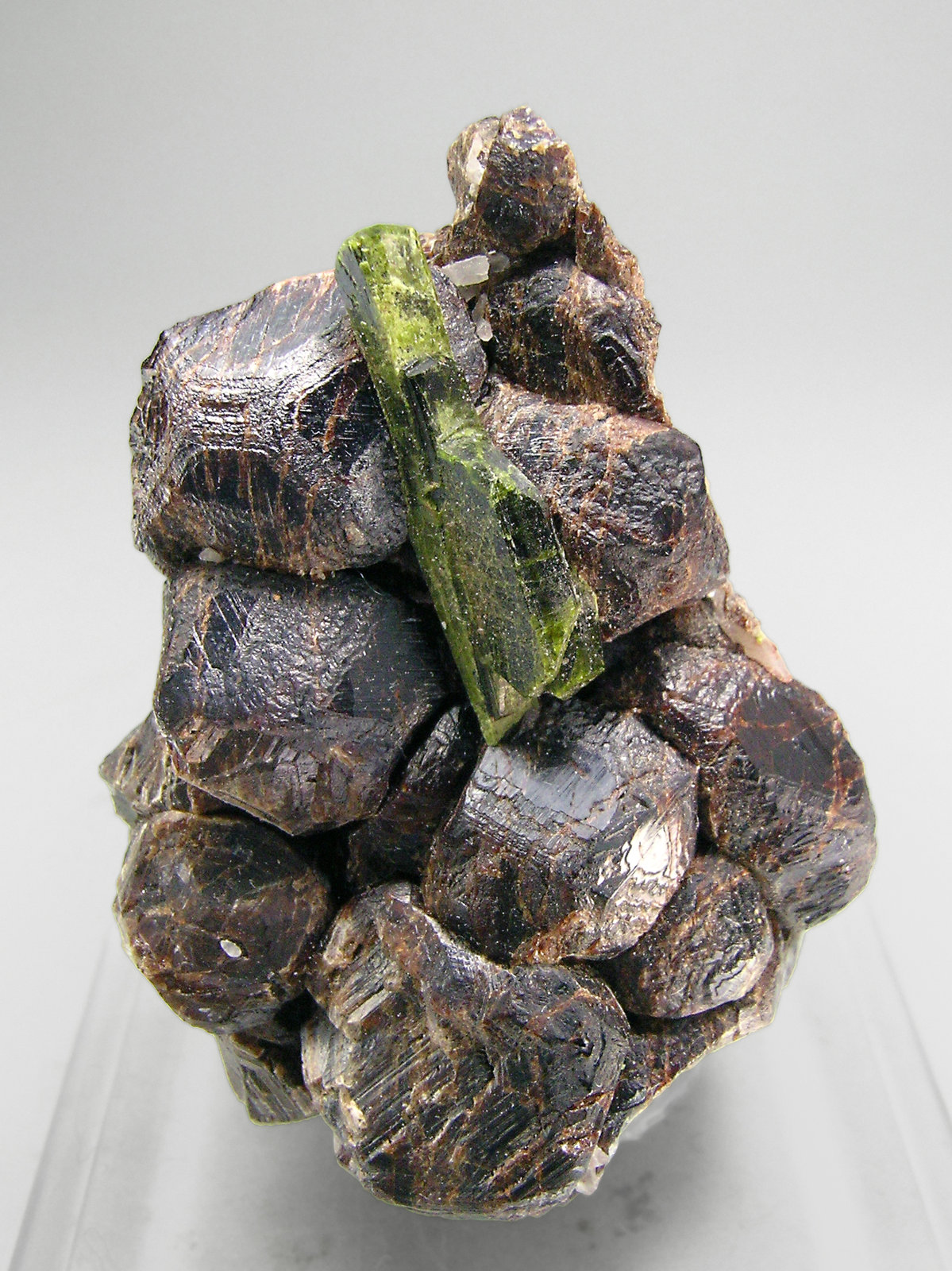 specimens/s_imagesN3/Andradite-NB10N3.jpg