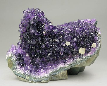 Quartz (variety amethyst) with Calcite. Rear