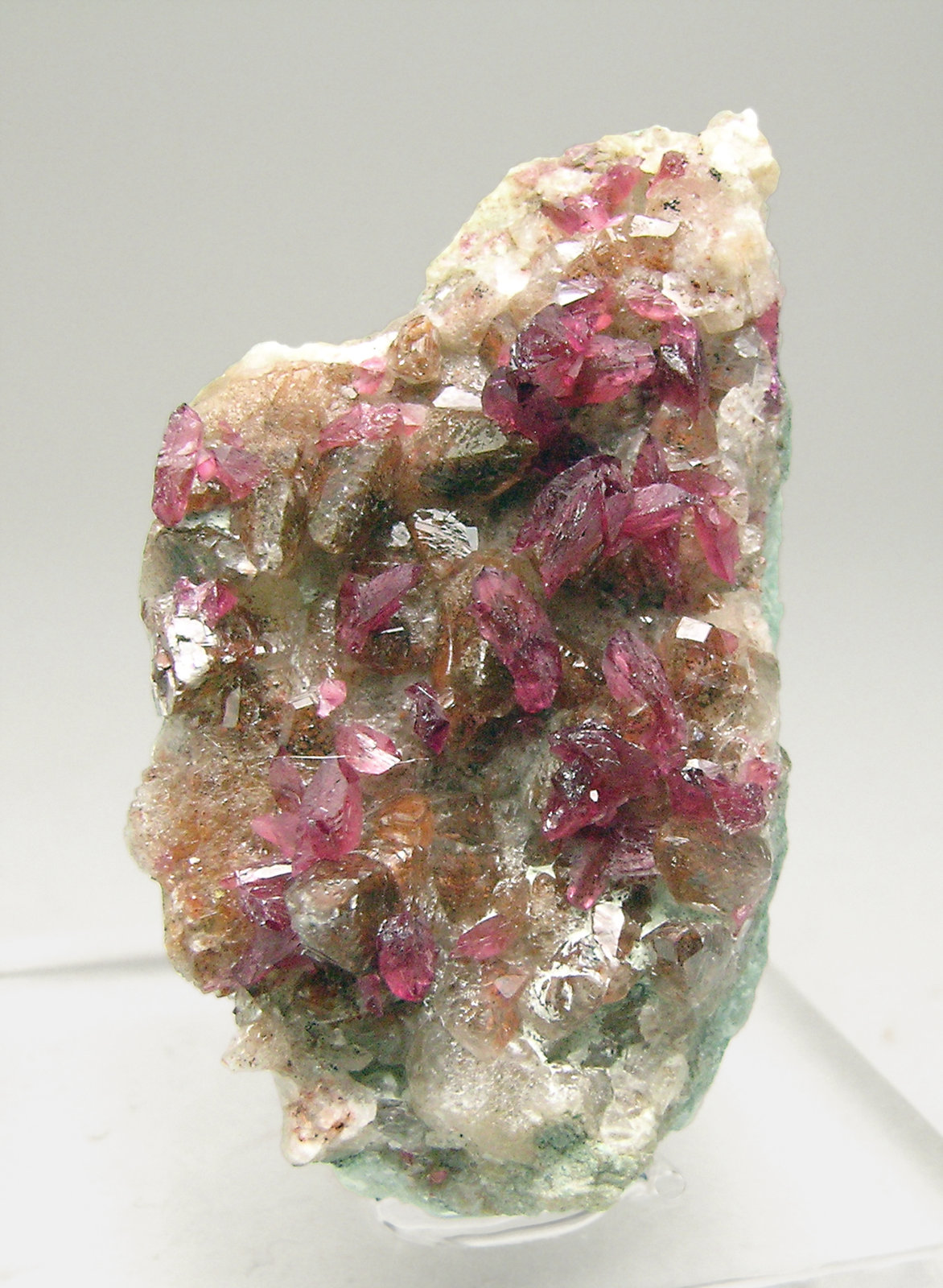 specimens/s_imagesN4/Roselite-RX60N4.jpg