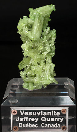 Vesuvianite. Front
