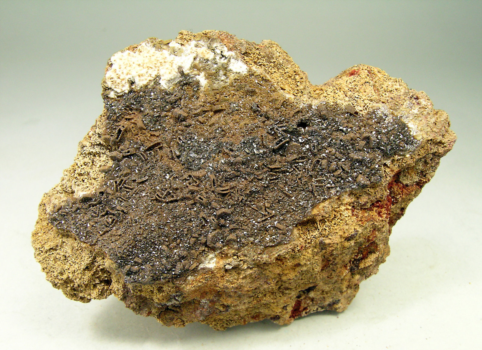 specimens/s_imagesN7/Descloizite_after_Vanadinite-NH9N7f.jpg