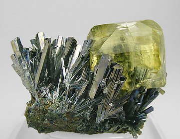 Calcite with Stibnite. Side