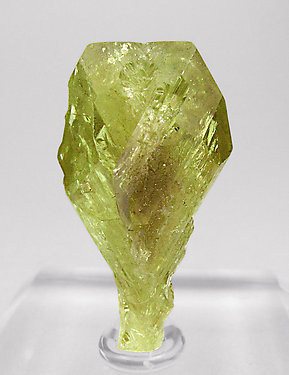 Twinned Chrysoberyl.