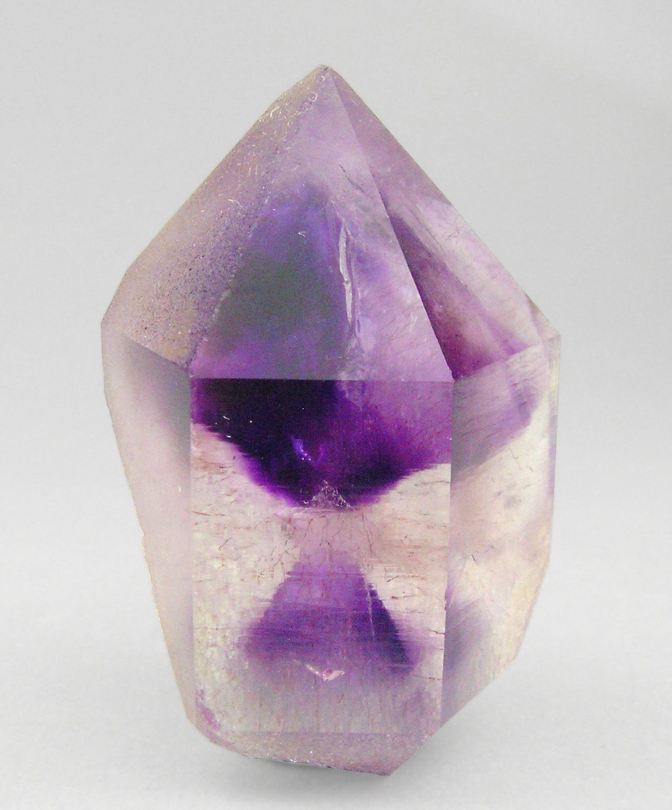 specimens/s_imagesN9/Quartz_Amethyst-EK14N9.jpg