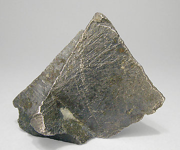 Bismuth. Front