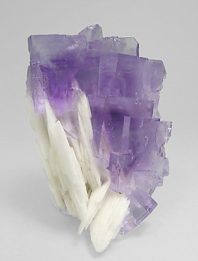 Fluorite with Baryte. Side