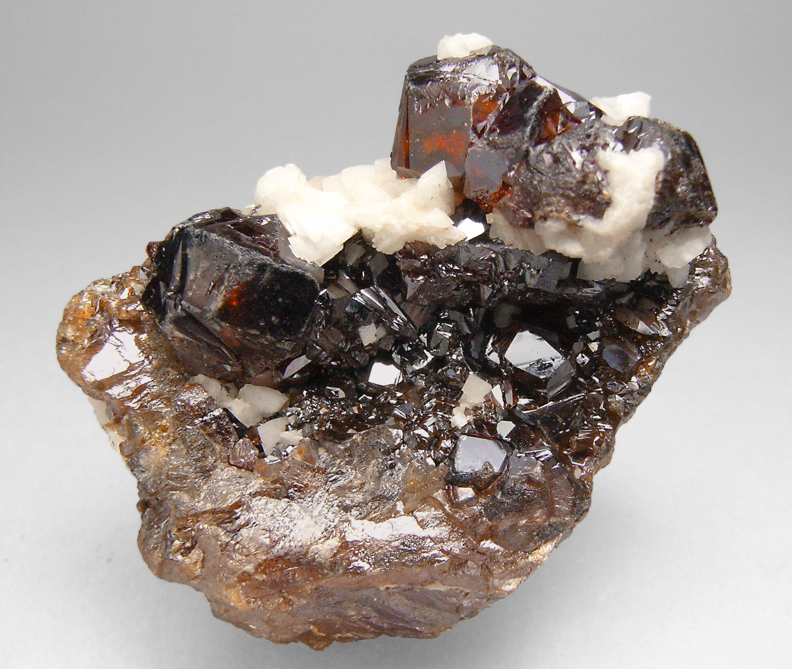 specimens/s_imagesP1/Sphalerite-RX14P1f.jpg