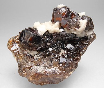 Sphalerite with Dolomite.