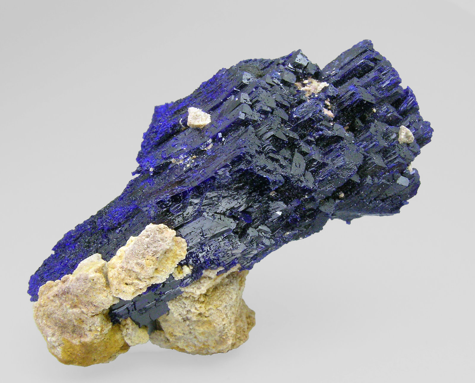 specimens/s_imagesP2/Azurite-NH46P2f.jpg