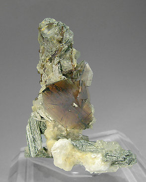 Brookite with Calcite.