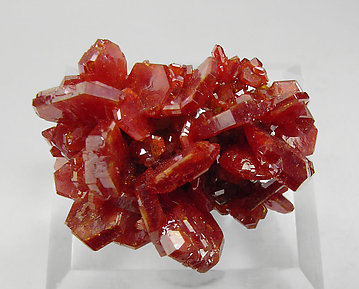 Vanadinite with Baryte. Top