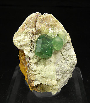 Andradite (variety demantoid).