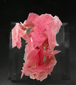 Rhodonite. Top