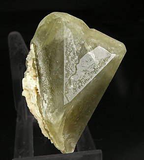 Herderite. Side