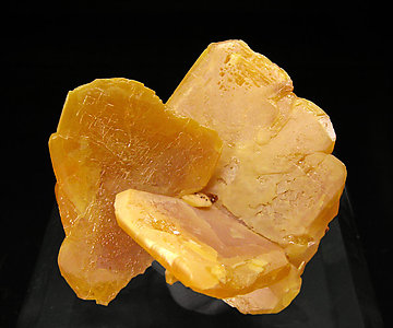 Wulfenite. Front