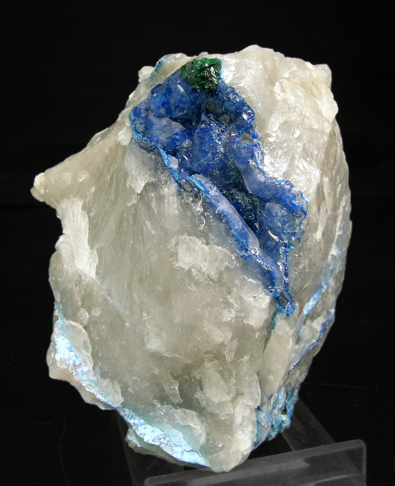 specimens/s_imagesQ2/Shattuckite-TT14Q2f.jpg