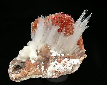 Inesite with Natrolite.