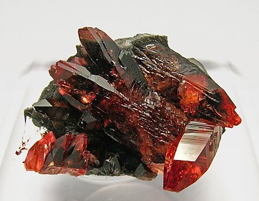 Rhodochrosite with Manganite.