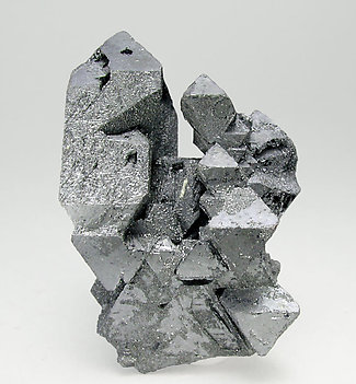 Hematite after Magnetite (variety martite). Rear