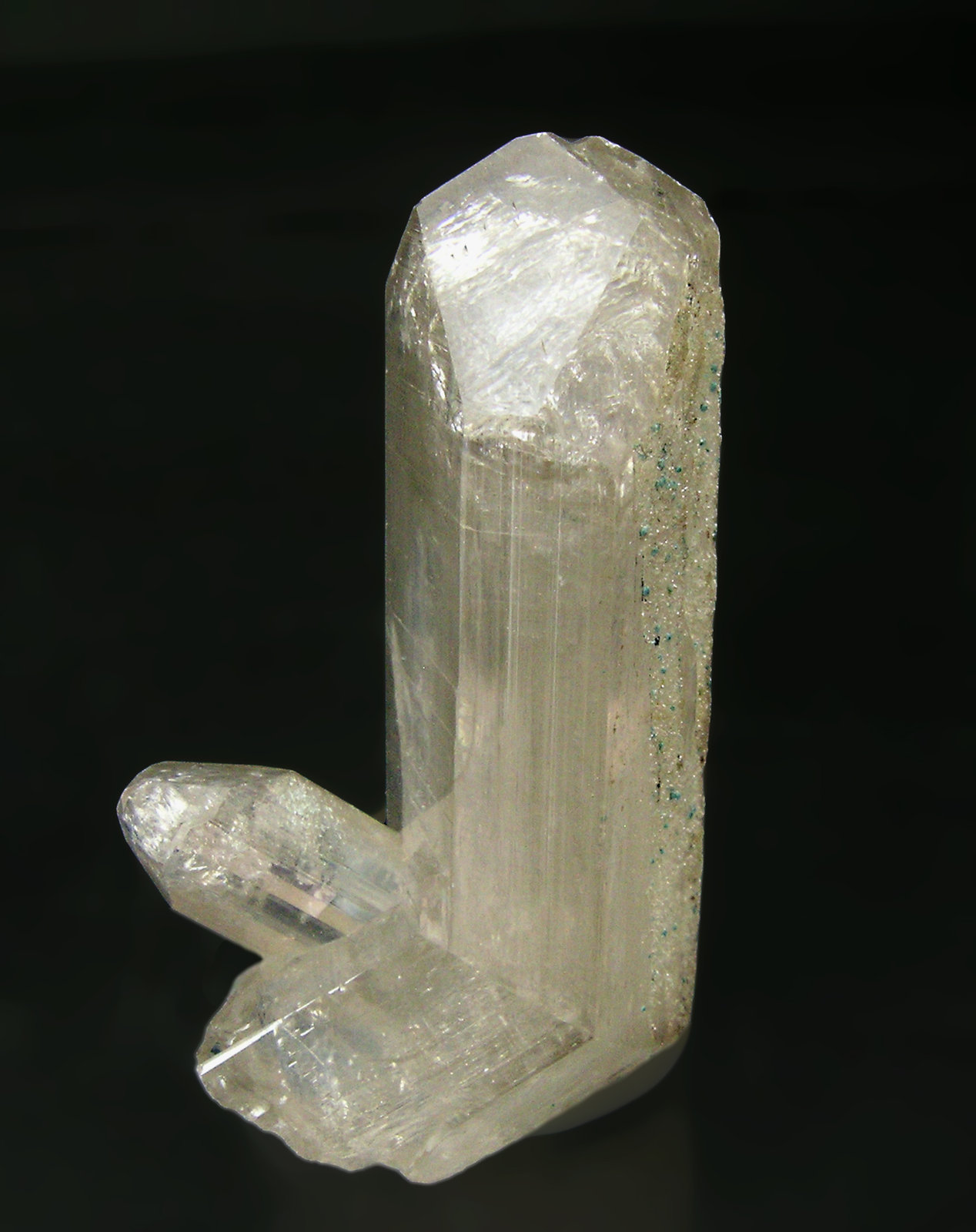 specimens/s_imagesQ5/Cerussite-RK36Q5f.jpg