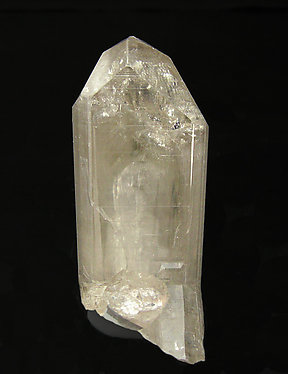 Cerussite. Side