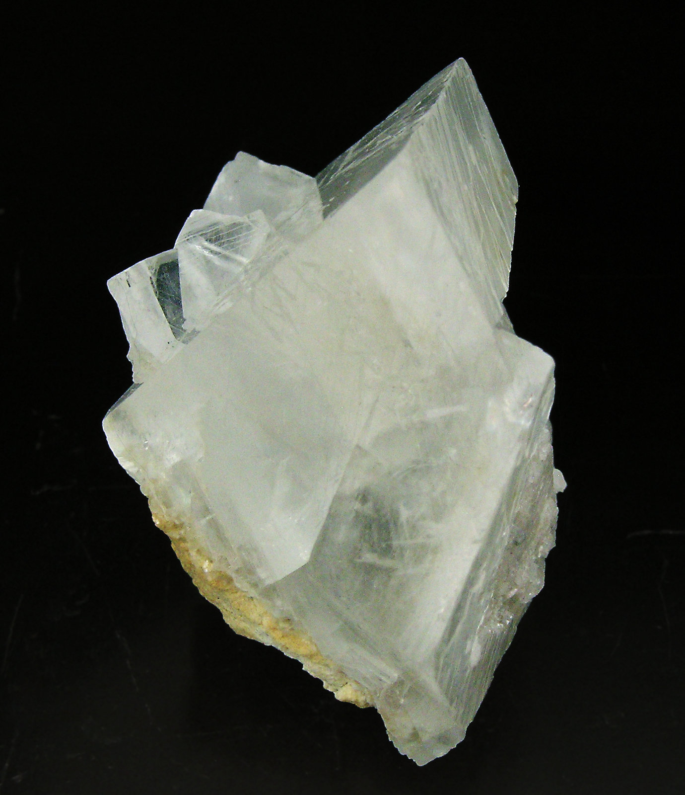 specimens/s_imagesQ5/Dolomite-RQ46Q5t.jpg